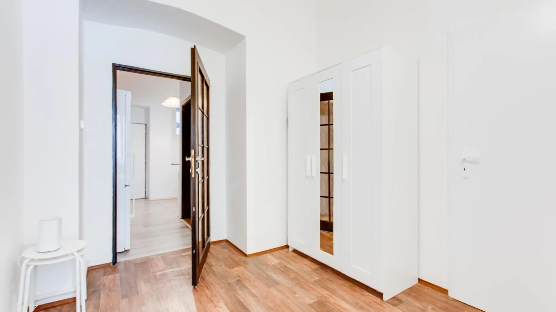 Chic And Modern Apartments Praag