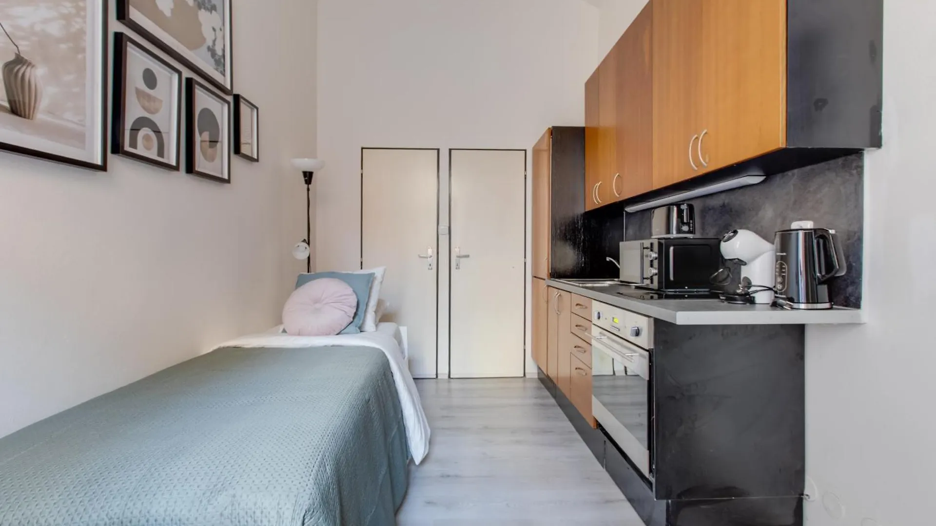 Chic And Modern Apartments Praag Tsjechië